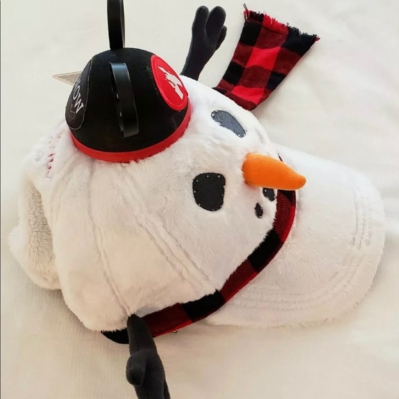 Disney holiday ear castle hat fuzzy snowman cap LE main image 4